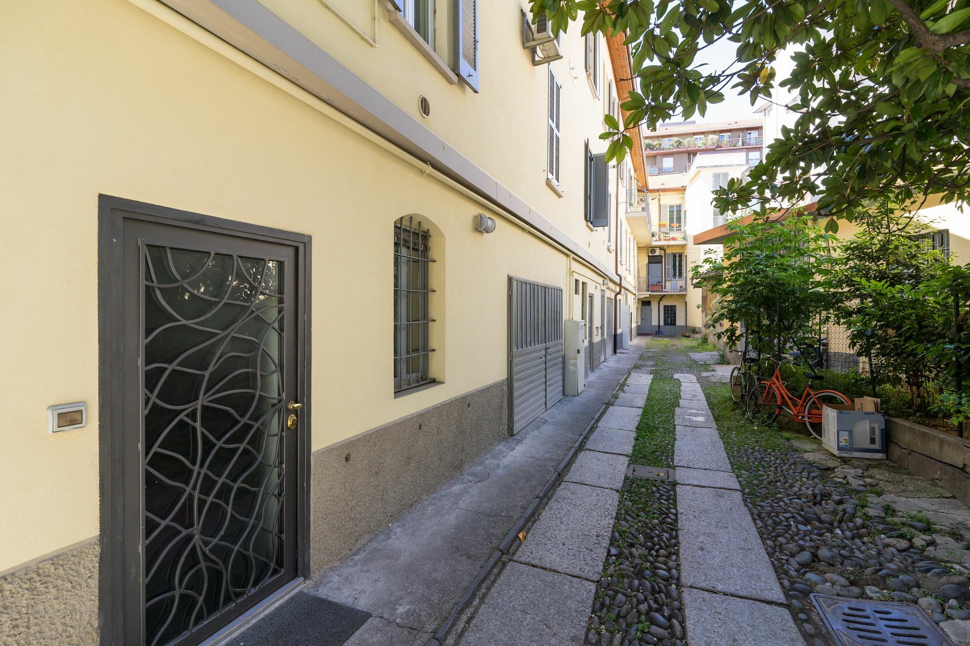 Milano Apartments Sant'Agostino Exterior foto