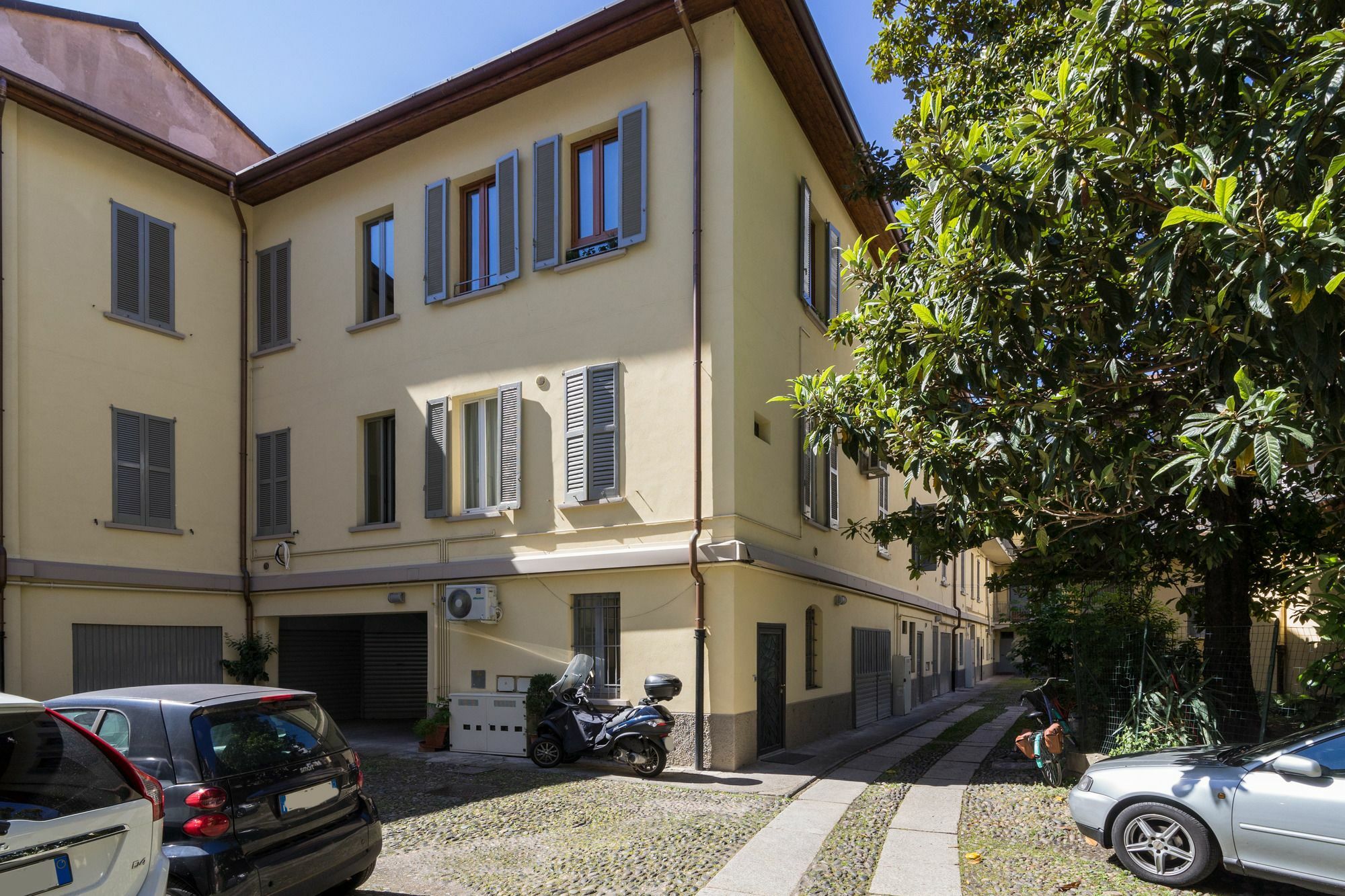 Milano Apartments Sant'Agostino Exterior foto